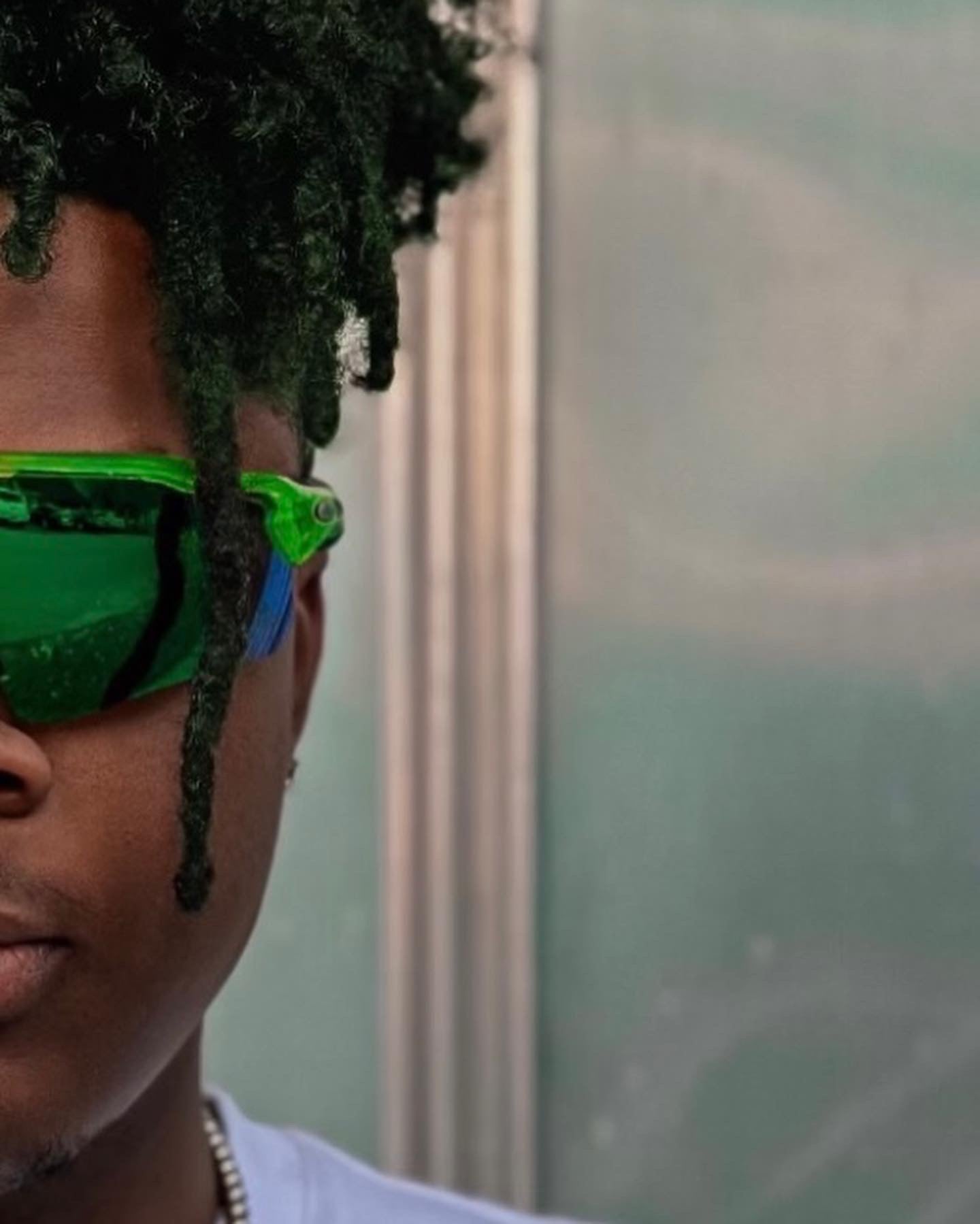 Voss Glowave Shades